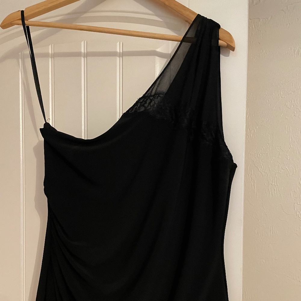 One shoulder WHBM top